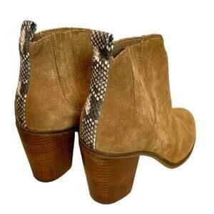 DOLCE VITA Stan Chelsea Snakeskin Tan Suede Heeled Booties Ankle Boots Size 9